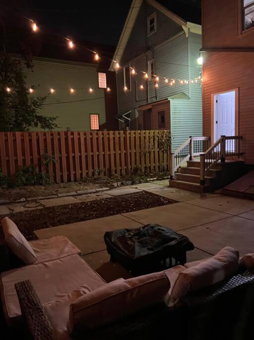 Renovated Brady St. Classic Milwaukee Buitenkant foto
